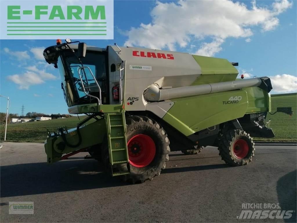 CLAAS tucano 440 Ražas novākšanas kombaini