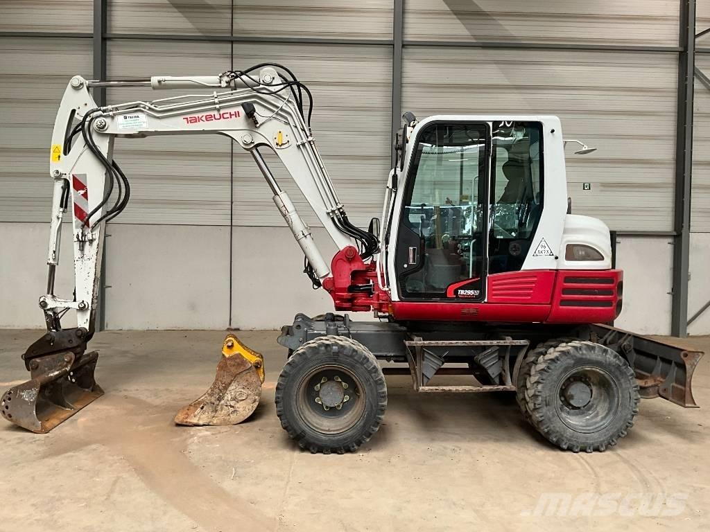 Takeuchi TB 295 W Ekskavatori uz riteņiem