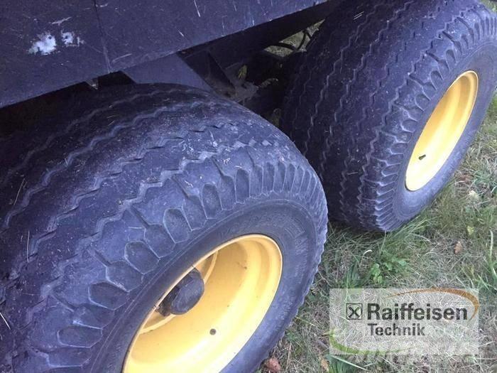New Holland BB 960 Ķīpu preses