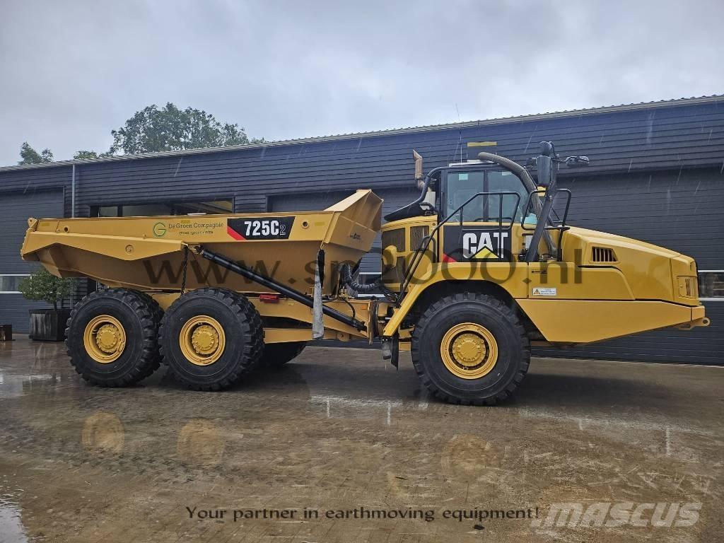 CAT 725C2 Artikulētie pašizgāzēji