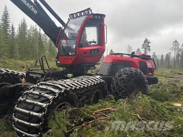 Komatsu 951 Harvesteri