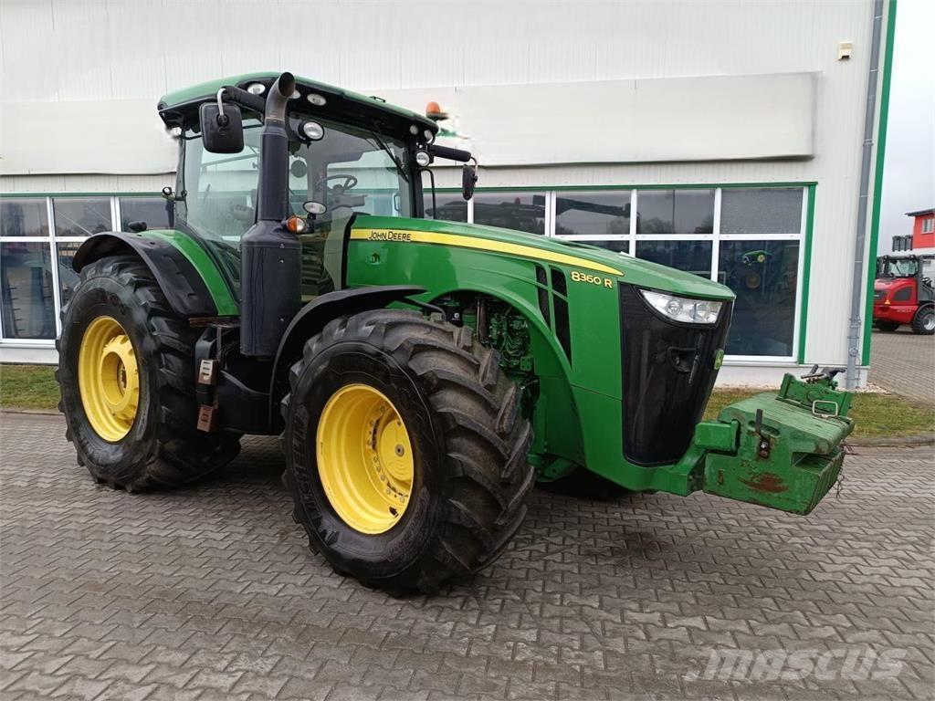 John Deere 8360 R Traktori