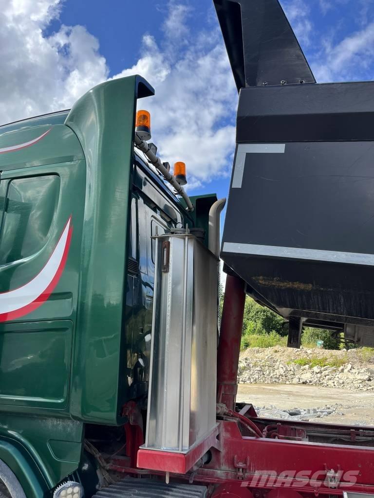 Scania R 560 Pašizgāzējs