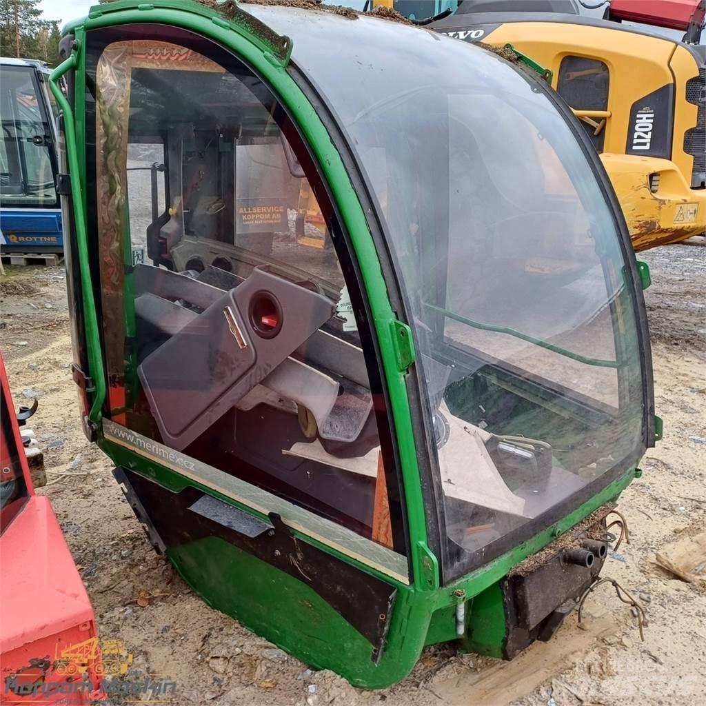 John Deere 1270e Kabīnes un interjers