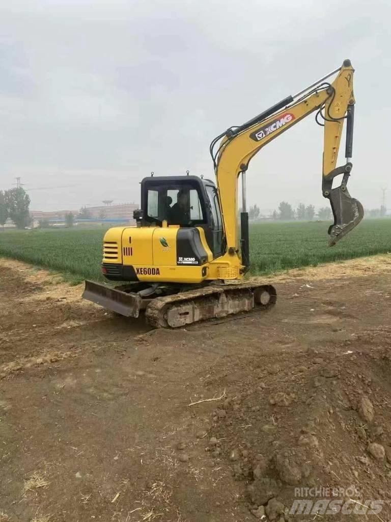 XCMG XE 60 DA Mini ekskavatori < 7 t