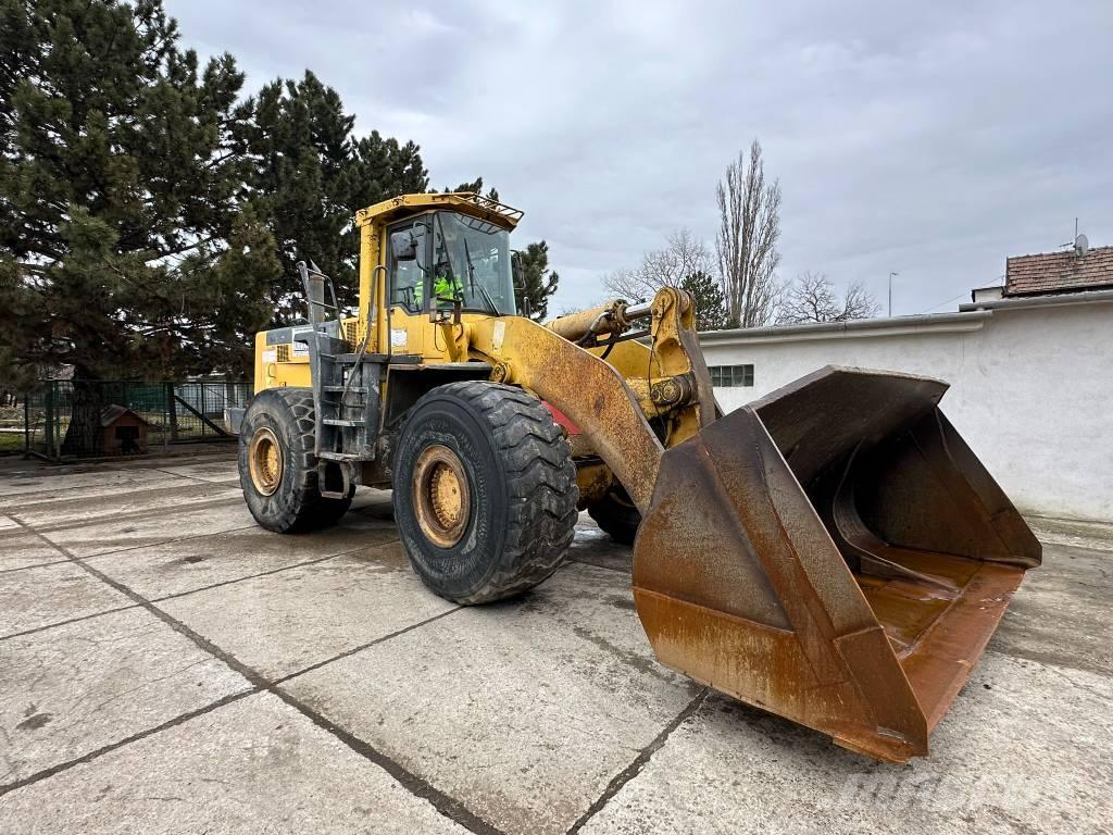 Komatsu WA500-3 Iekrāvēji uz riteņiem