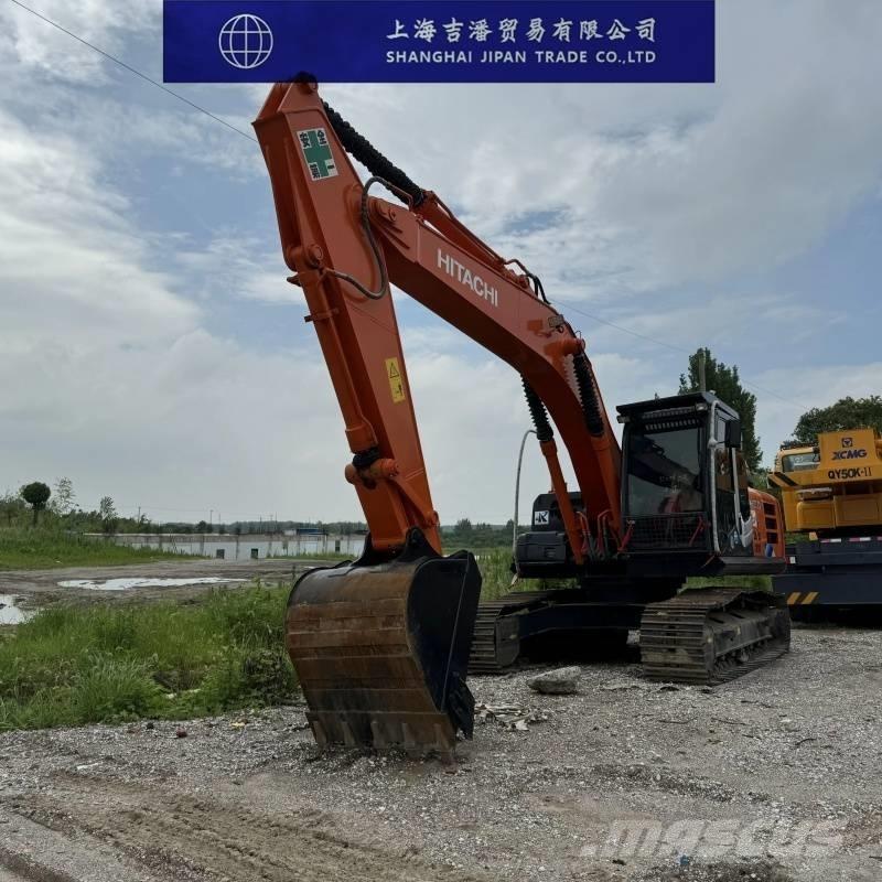 Hitachi ZX 210 Kāpurķēžu ekskavatori