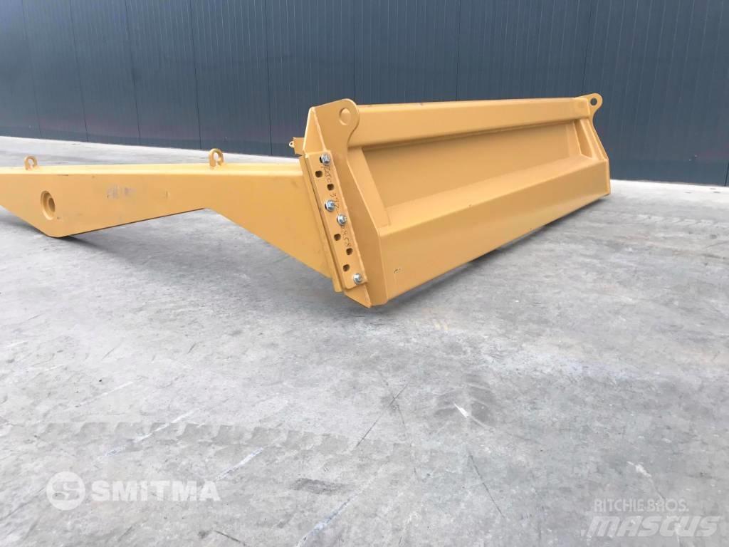 CAT 725C Kravas aizsargi