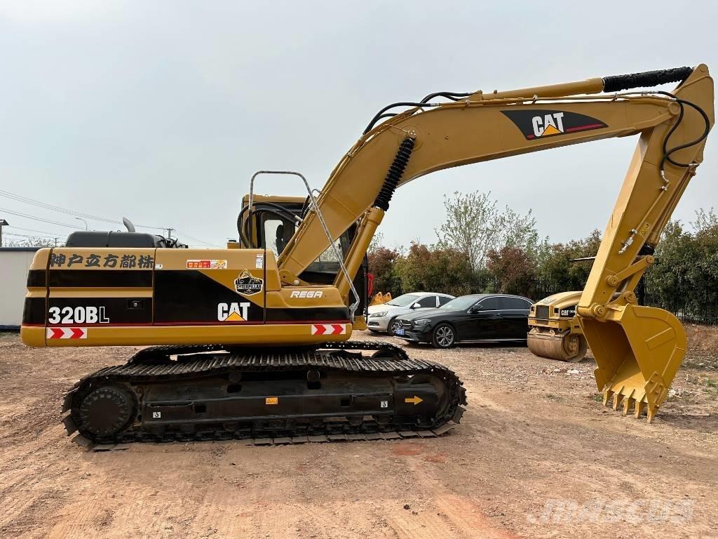 CAT 320B Kāpurķēžu ekskavatori