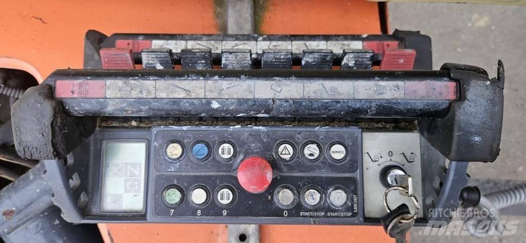 JLG X 17 J Plus Strēles pacēlāji
