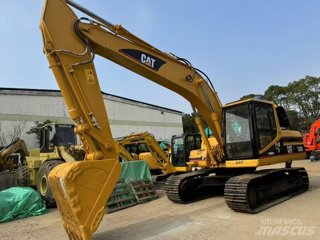 CAT 320 B L Kāpurķēžu ekskavatori