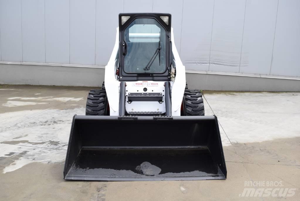 Bobcat S 250 Lietoti riteņu kompaktiekrāvēji