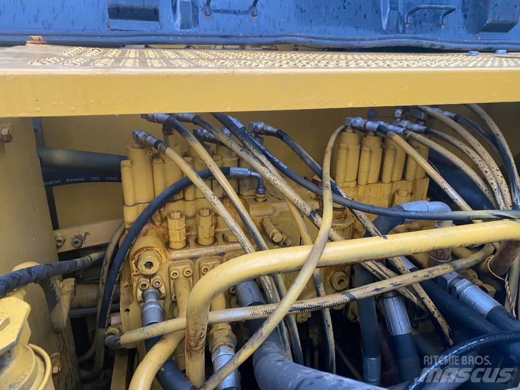 CAT 320 C L Kāpurķēžu ekskavatori