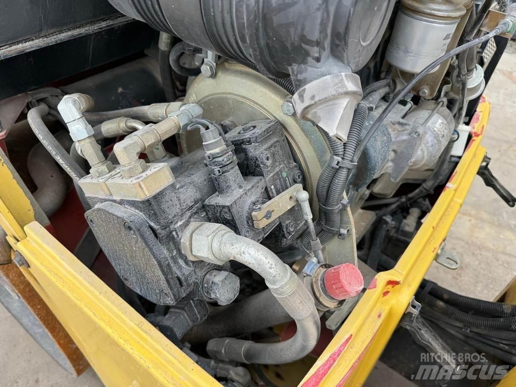 Dynapac CC1100 Divvalču grunts veltņi