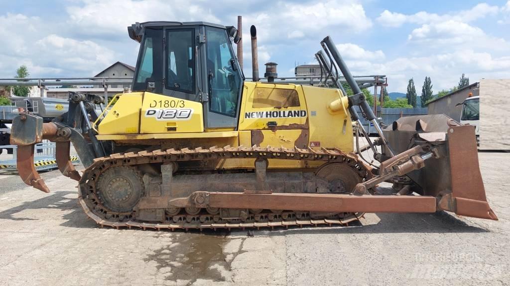 New Holland D 180 Kāpurķēžu buldozeri