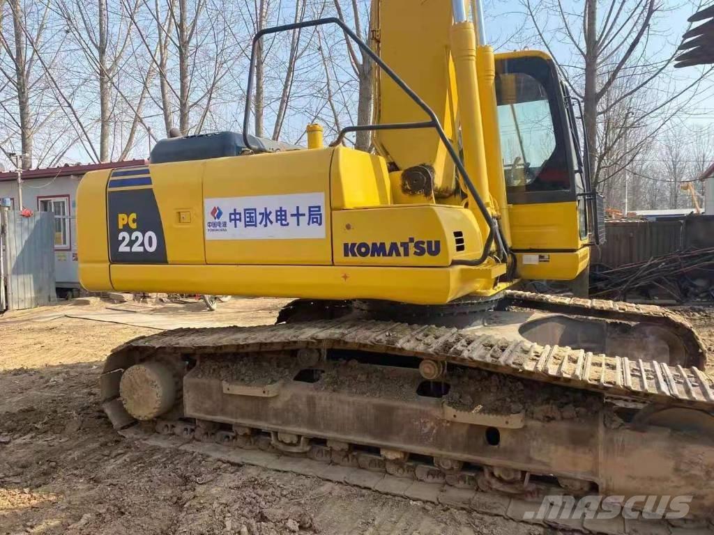 Komatsu pc220-8 Kāpurķēžu ekskavatori