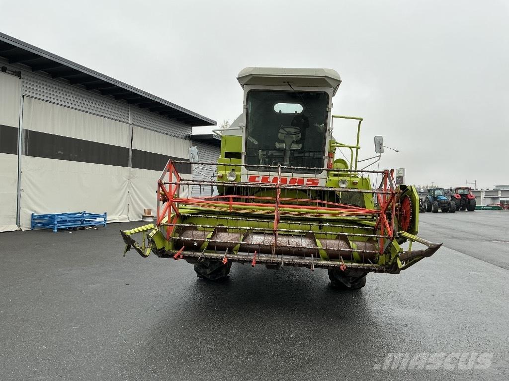 CLAAS 48 Ražas novākšanas kombaini