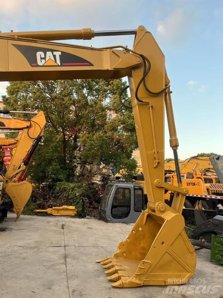 CAT 320 C L Kāpurķēžu ekskavatori