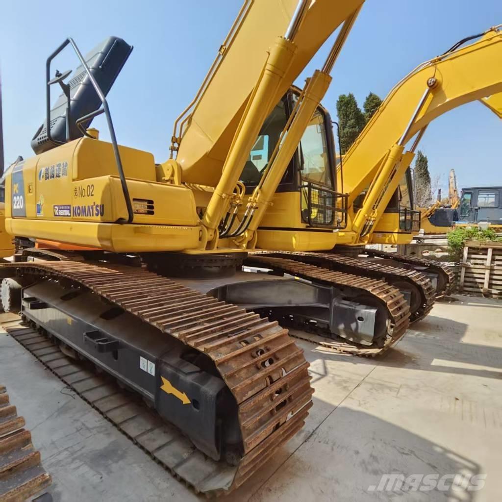 Komatsu PC 220 Kāpurķēžu ekskavatori