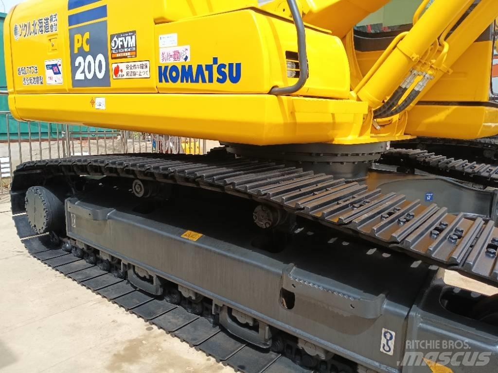 Komatsu PC 200 Kāpurķēžu ekskavatori