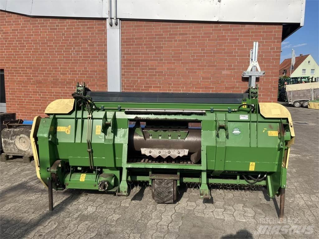 Krone BIG X 700 Lopbarības novācēji