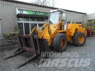JCB 420 Iekrāvēji uz riteņiem
