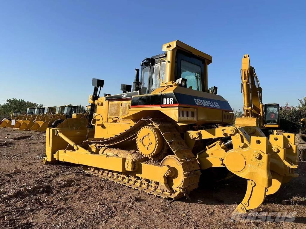CAT D 8 R Kāpurķēžu buldozeri