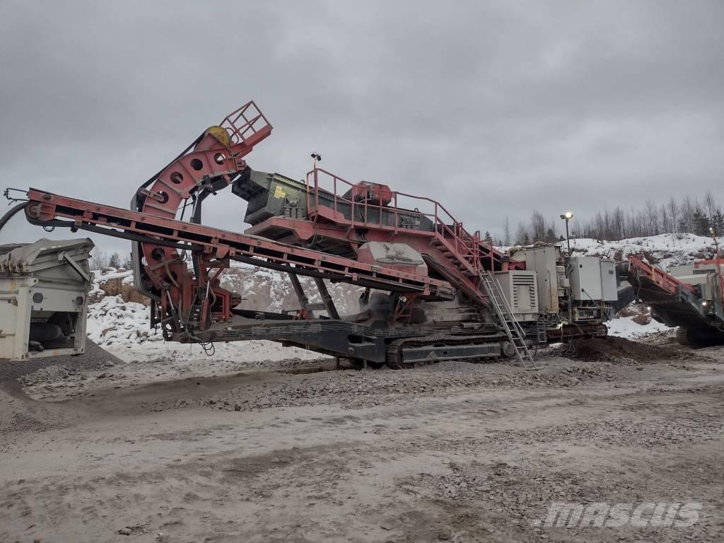 Sandvik UH 450 E Mobilie drupinātāji