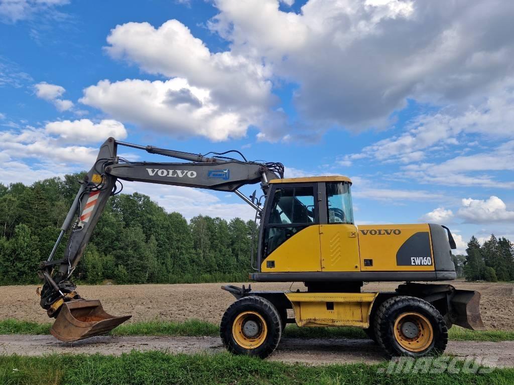 Volvo EW 160 Ekskavatori uz riteņiem