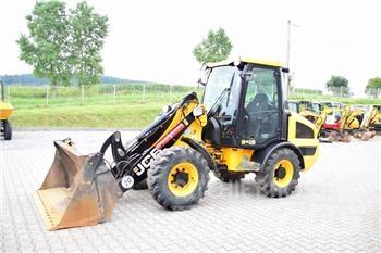 JCB 406 407 409 Iekrāvēji uz riteņiem