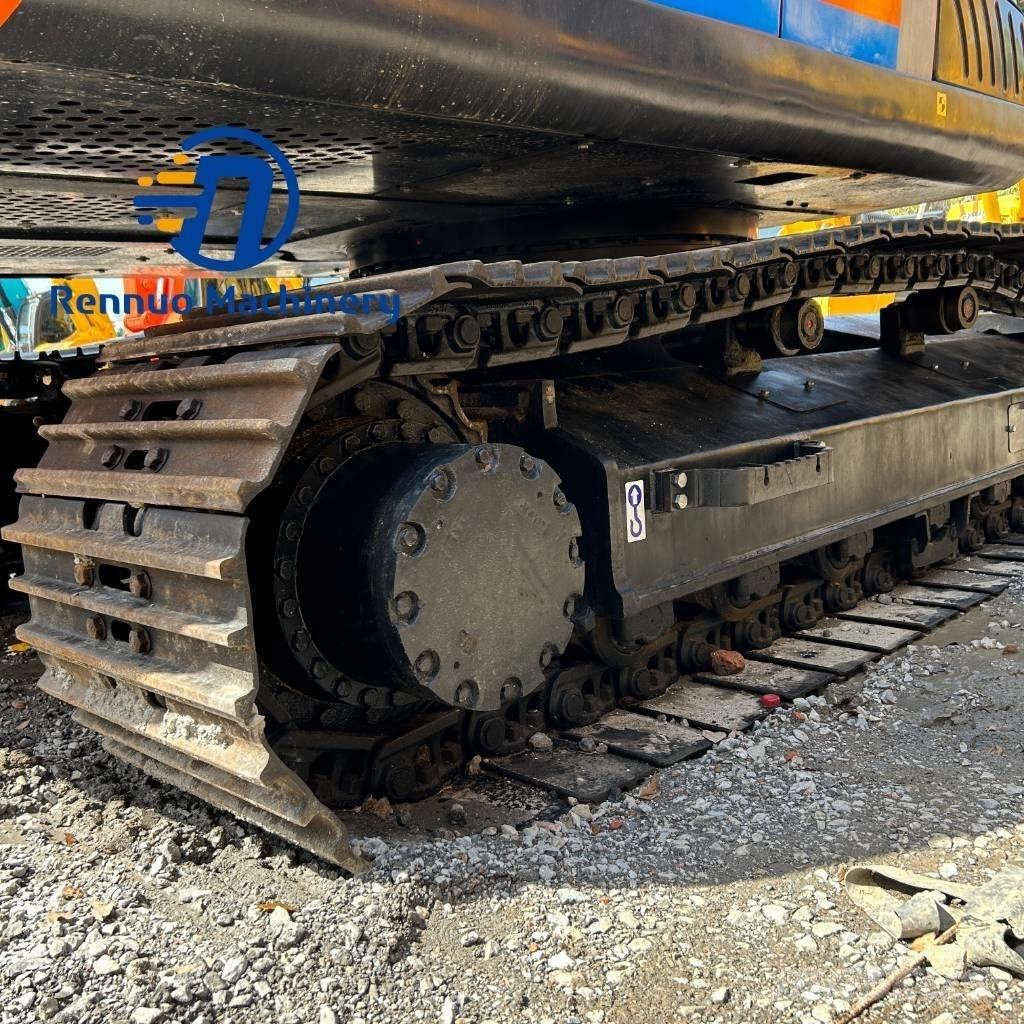 Hitachi ZX 200-3 Kāpurķēžu ekskavatori