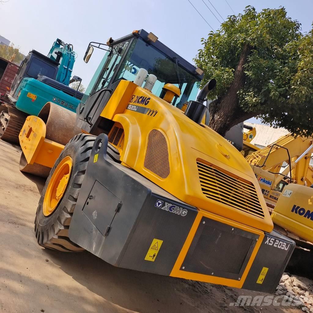XCMG XS 202 J Vienvalča grunts veltņi