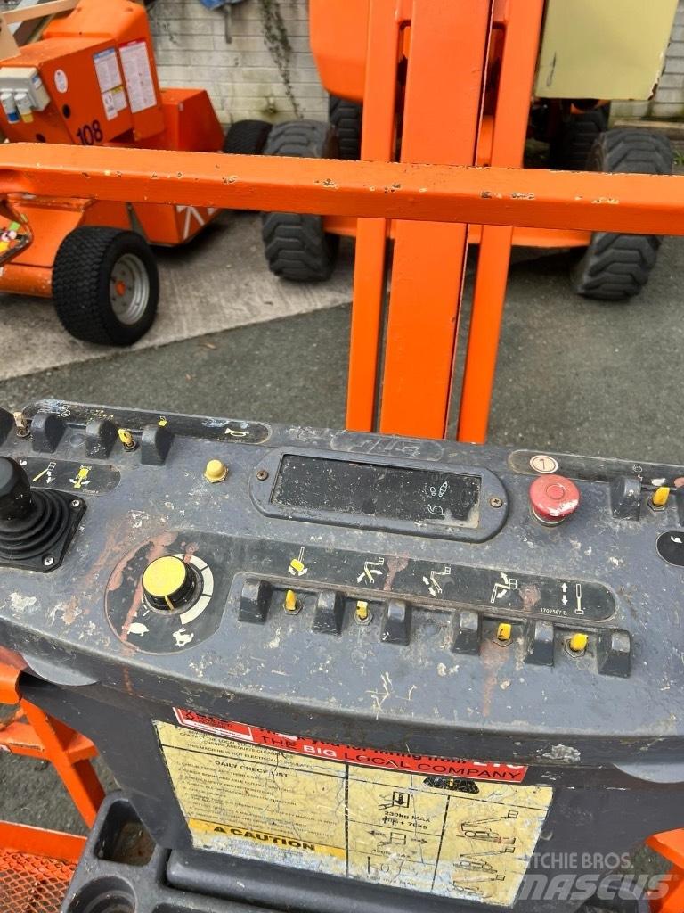 JLG AJ450 Strēles pacēlāji