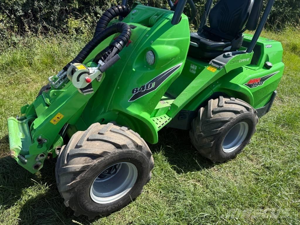 Avant 640 Iekrāvēji uz riteņiem