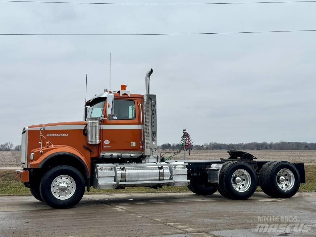 Western Star 4900 Vilcēji