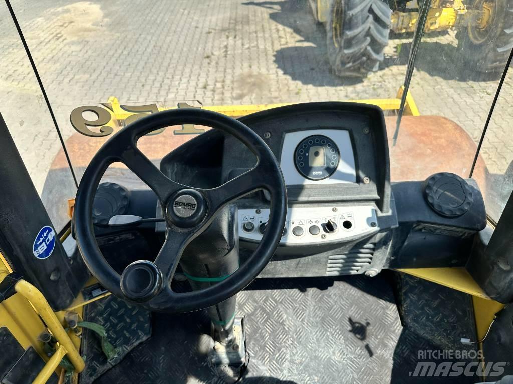 Bomag BW 211 D-4 Vienvalča grunts veltņi