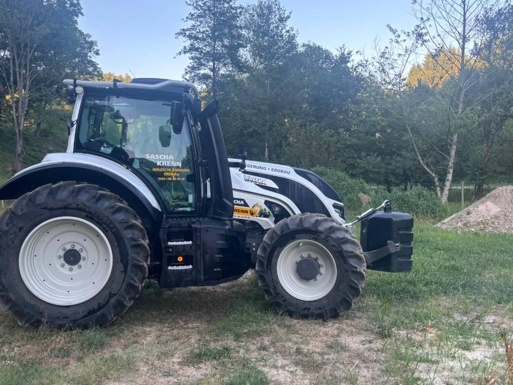 Valtra T 145 Mežizstrādes traktori
