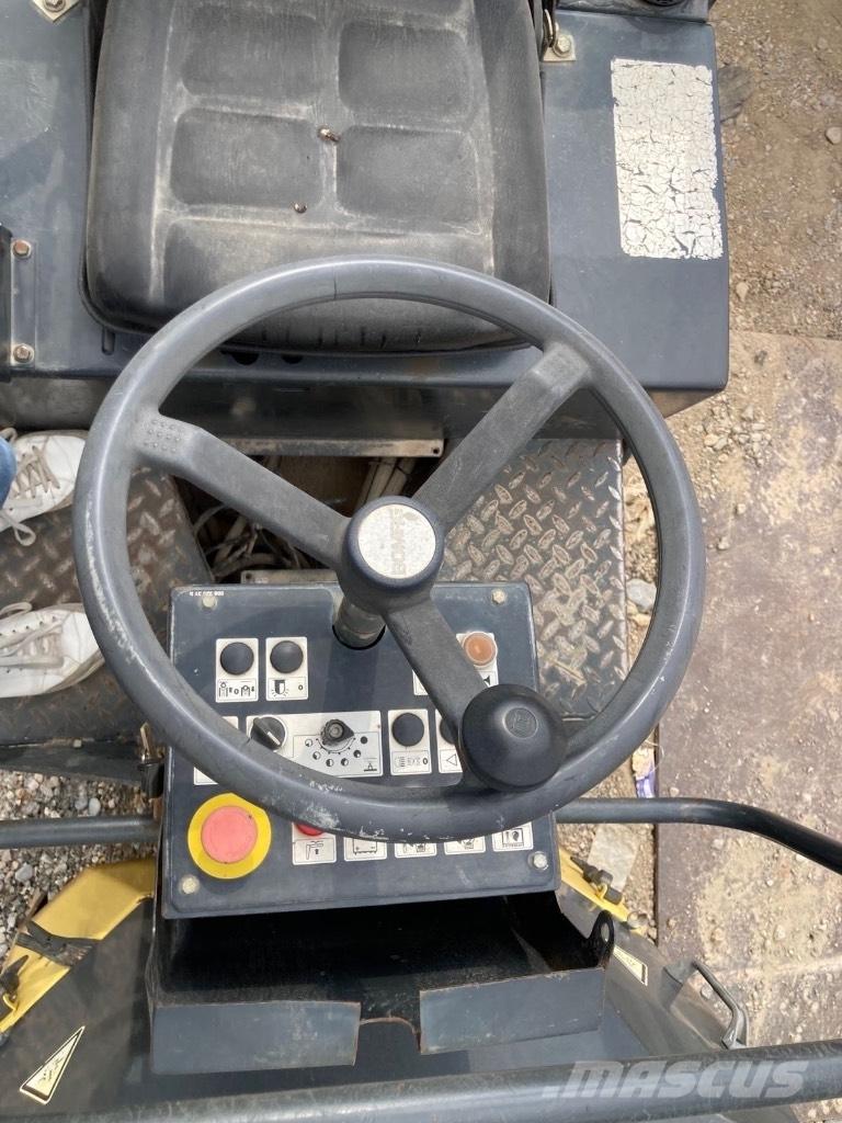 Bomag BW 100 AD-3 Divvalču grunts veltņi