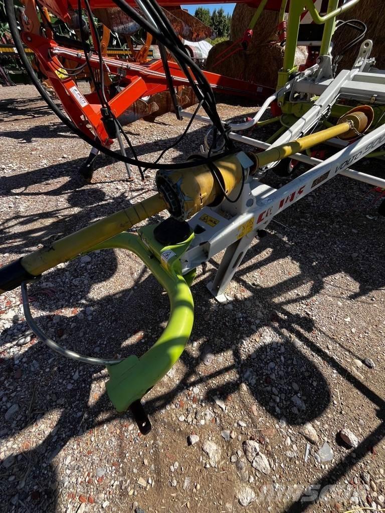 CLAAS Volto 900 T Grābekļi un siena ārdītāji