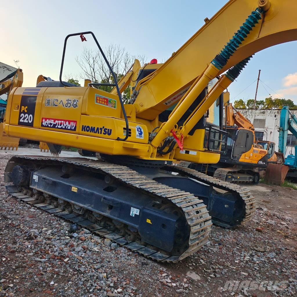 Komatsu PC 200 Kāpurķēžu ekskavatori