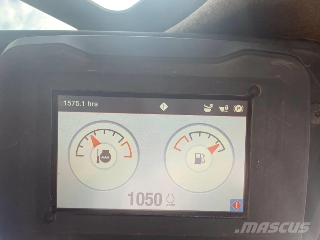 Bobcat S 76 Lietoti riteņu kompaktiekrāvēji