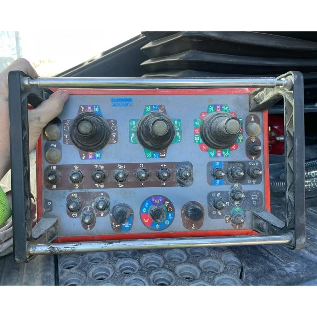 Sandvik DX800i Urbji