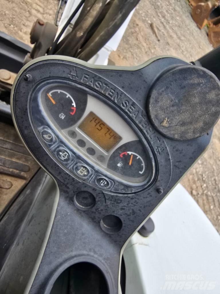 Bobcat E 50 Mini ekskavatori < 7 t