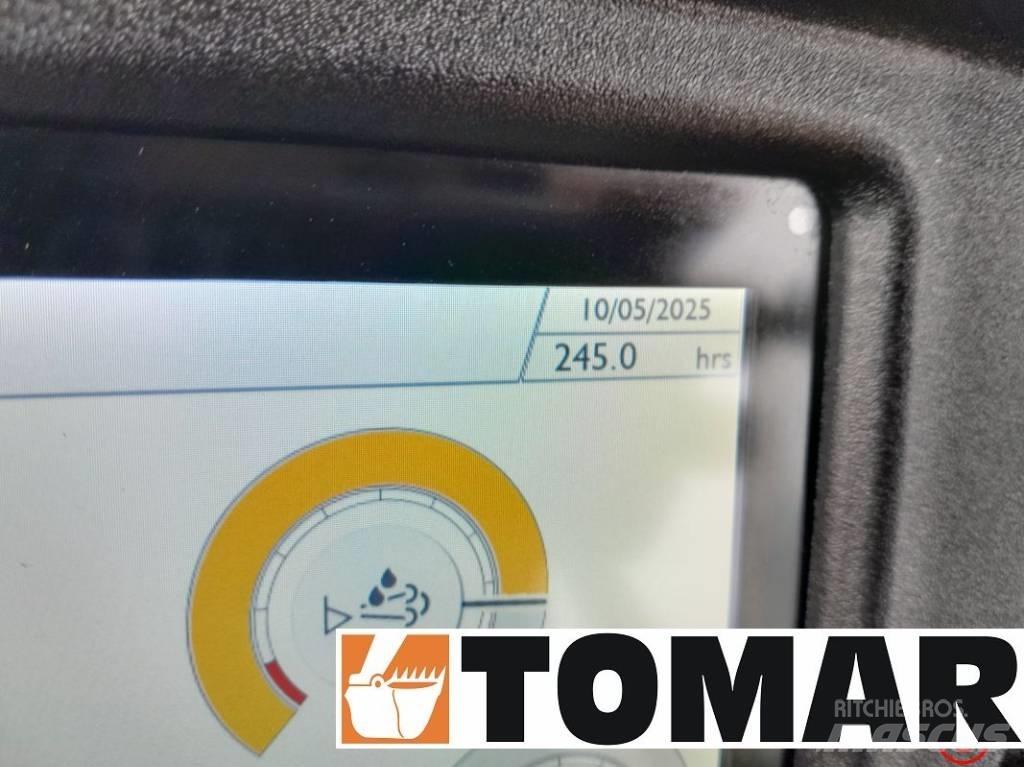 JCB 3 CX Ekskavatori-iekrāvēji