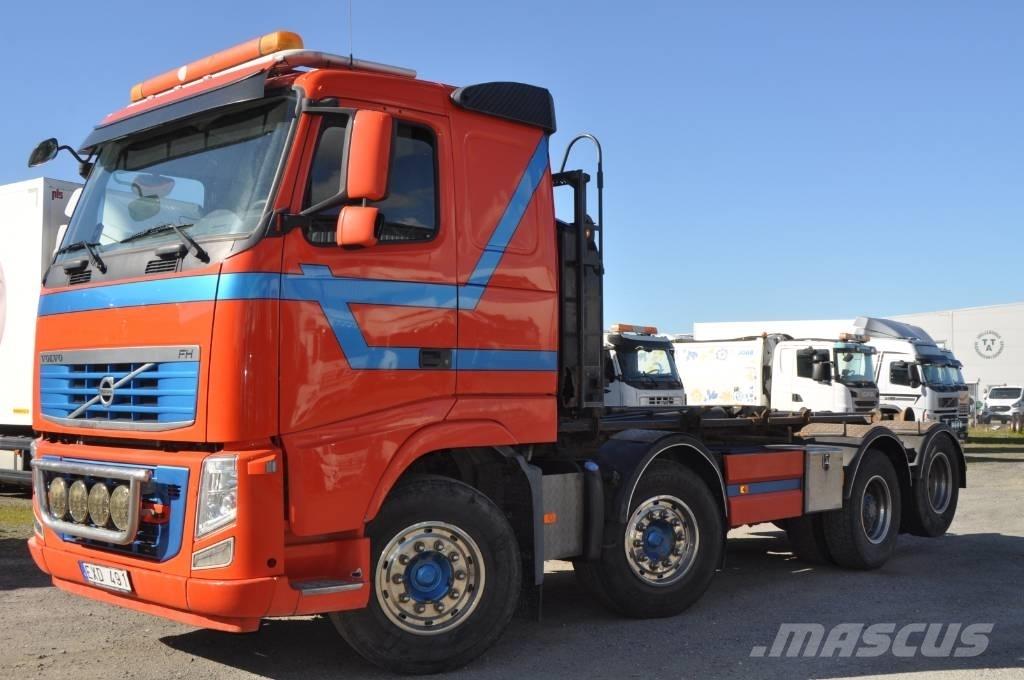 Volvo FH 520 8*2 Treileri ar āķi