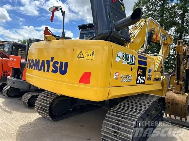 Komatsu PC 200-8 Kāpurķēžu ekskavatori