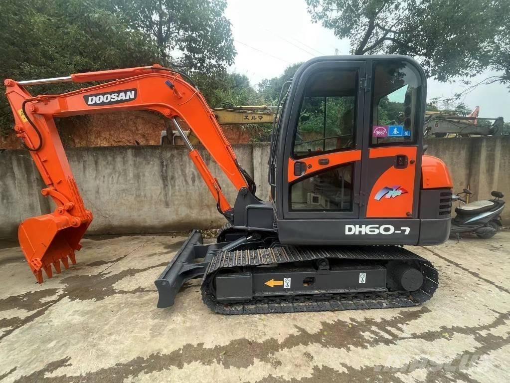 Doosan DH 60-7 Mini ekskavatori < 7 t