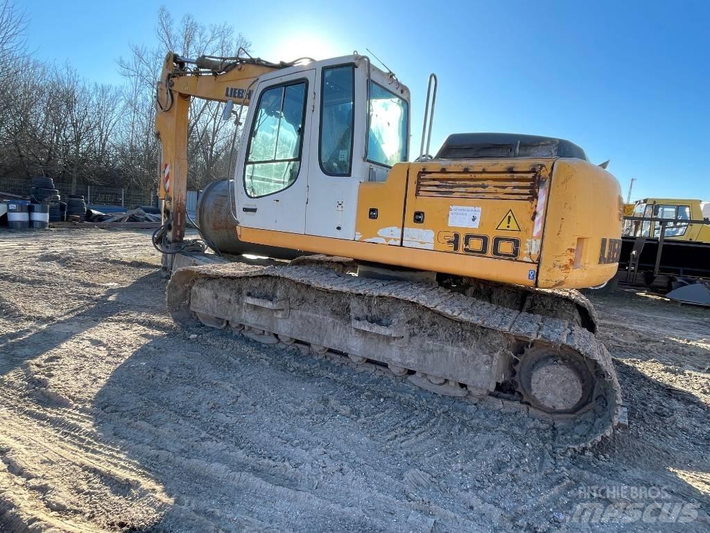 Liebherr R 900 C Kāpurķēžu ekskavatori