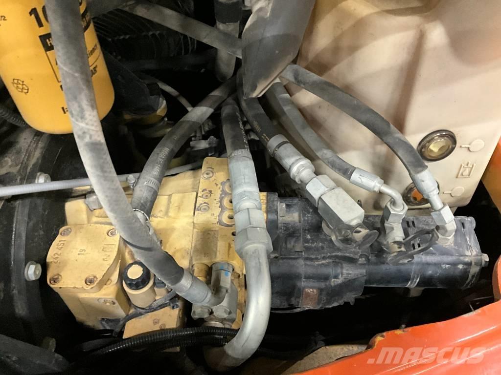 CAT 908 H Iekrāvēji uz riteņiem