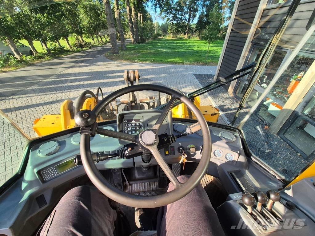 Volvo L 70 C Iekrāvēji uz riteņiem